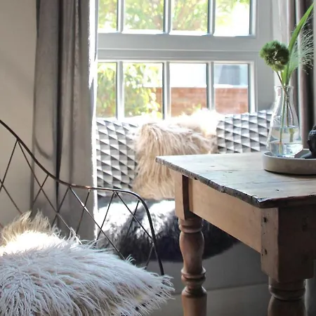 Exklusive Designferienwohnung The Backyard Tby 02 Lejlighed Trier