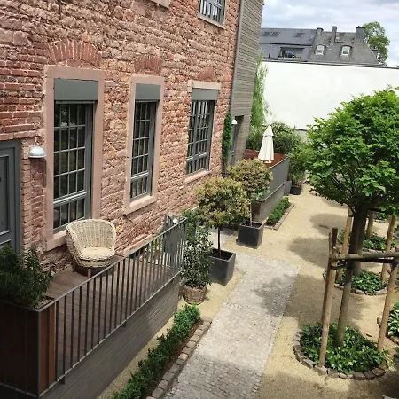 Exklusive Designferienwohnung The Backyard Tby 02 Apartment *