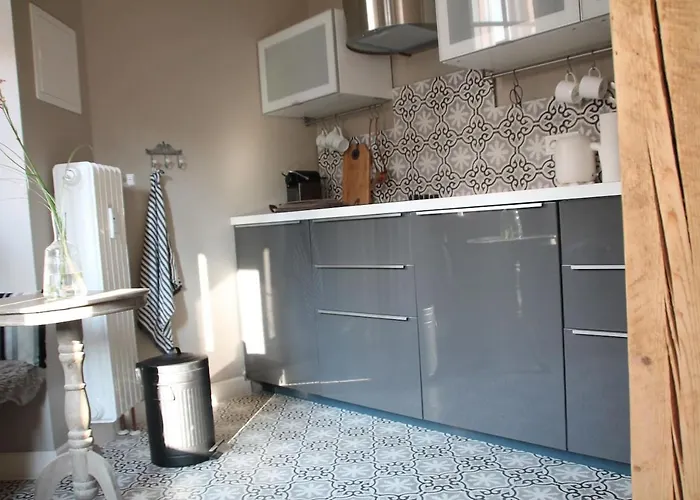 아파트 Exklusive Designferienwohnung The Backyard Tby 02 트리어